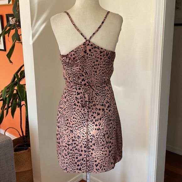 Showpo Leopard Print Mini Sleeveless Wrap Dress Size 2 - Picture 5 of 10